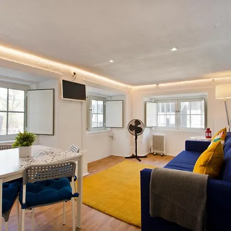 Blue Picaria - Unique Citycenter Apartment *