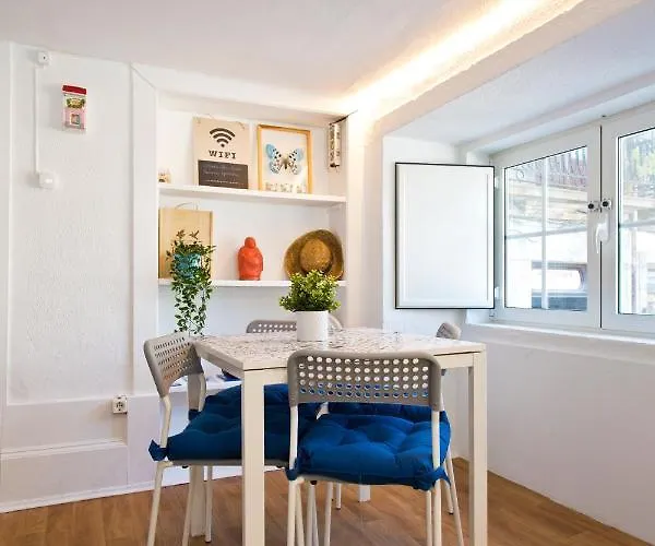 Blue Picaria - Unique Citycenter Apartment *